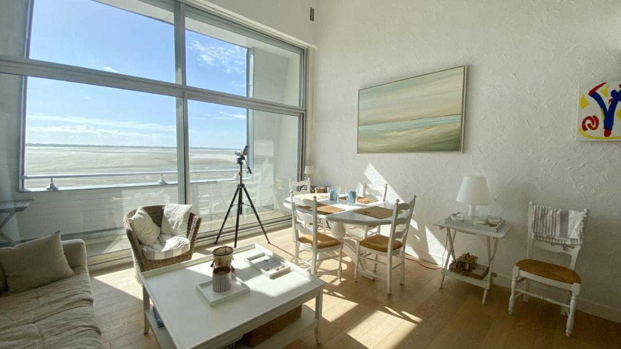 Les Pieds Dans L'Eau, Vue Sur La Baie Pour 6 Pers Apartment เลอโครทัว ภายนอก รูปภาพ